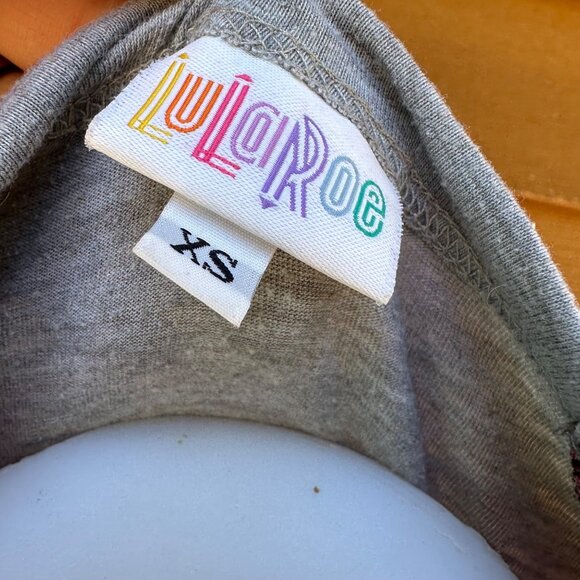 Lularoe Floral Baseball T-Shirt Light Grey Half Sleeve Shirt Size XS - Picture 2 of 7